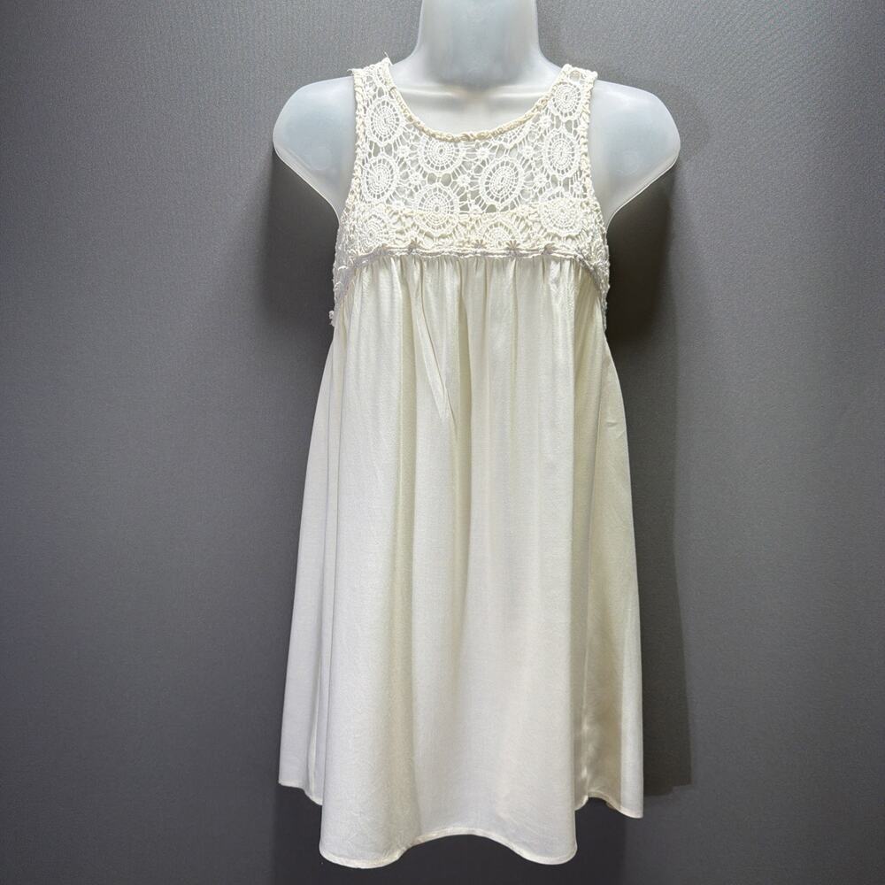 Sweet Journey Boutique Crotchet Lace Boho Tank Top Cream Size Small